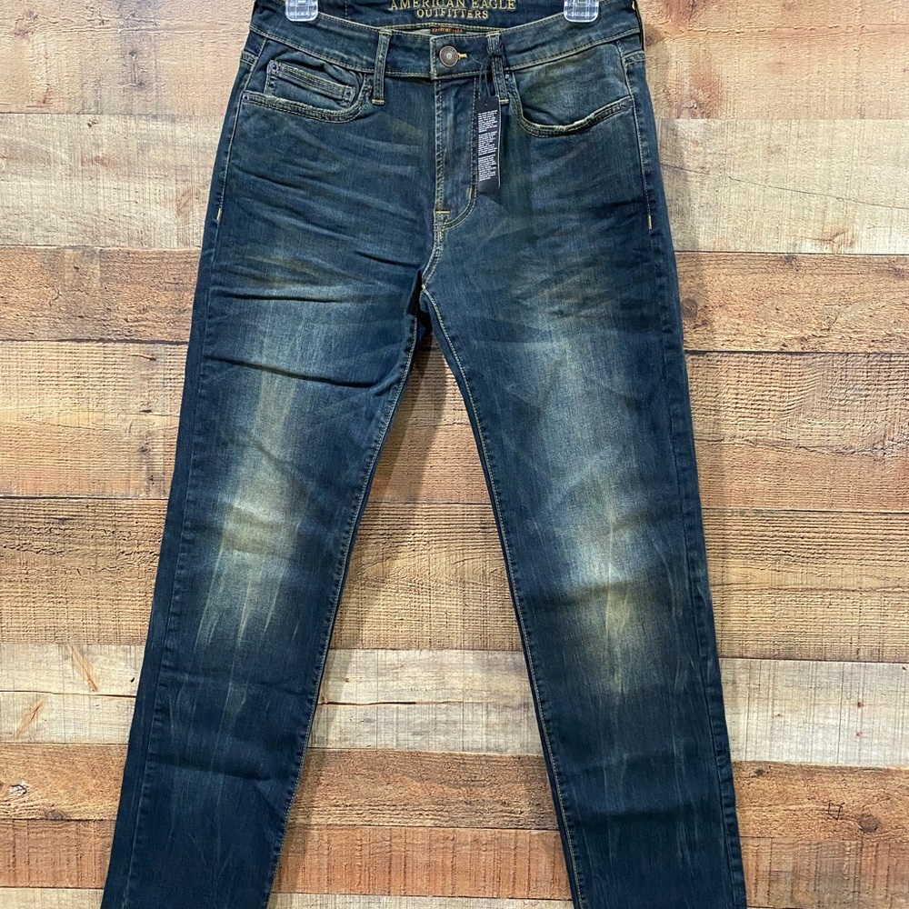 New With Tags Mens American Eagle Mens Slim Straight Jeans Size 29 (Inseam 31”)